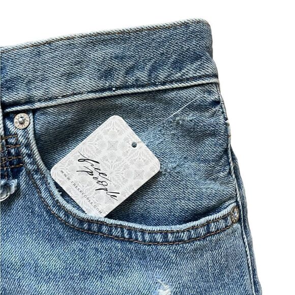 NWT FREE PEOPLE Loose Cannon Makai Cut Off Shorts Size 32 - Picture 6 of 7